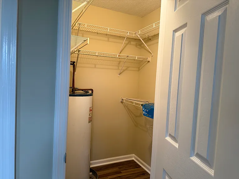 305B Lawrence Ave — Photo 7