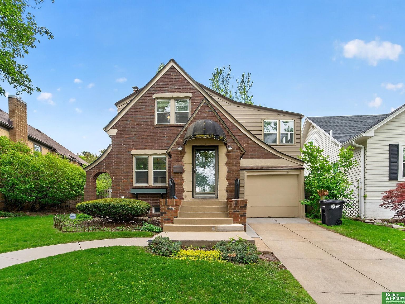 739 J E George Blvd, Omaha, NE 68132 | MLS #22604888 | Zillow