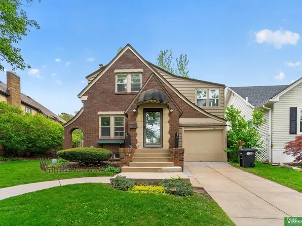 739 J E George Blvd, Omaha, NE 68132