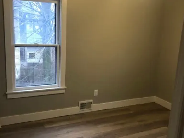 171 Blaine Ave #2 — Photo 9