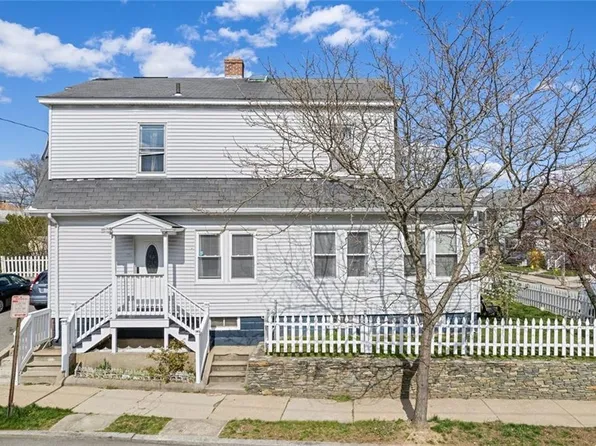 52 Cactus St, Providence, RI 02905