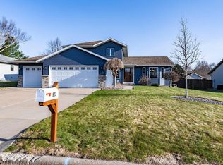 923 Garden Pl, Onalaska, WI 54650