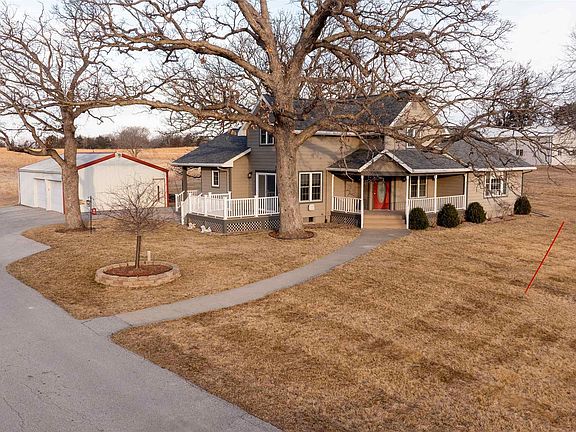 2nd image of 2271 Wagon Rd