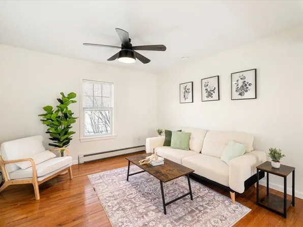 10 Cross Street Street, Allenstown, NH 03275