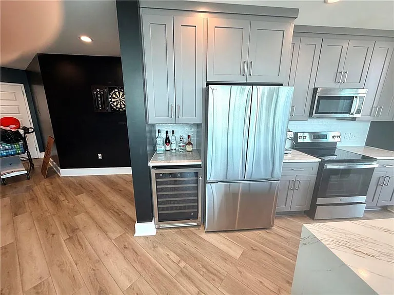 1080 Peachtree St NE #2110 — Photo 25