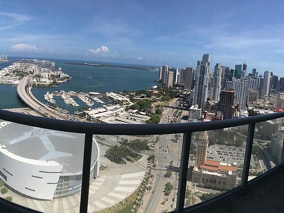 5th image of 888 Biscayne Blvd APT 3807