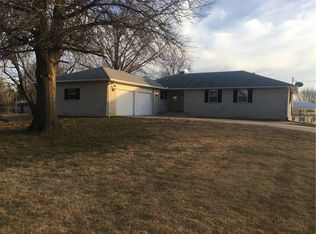 5461 Elm Springs Rd, Springdale, AR 72762