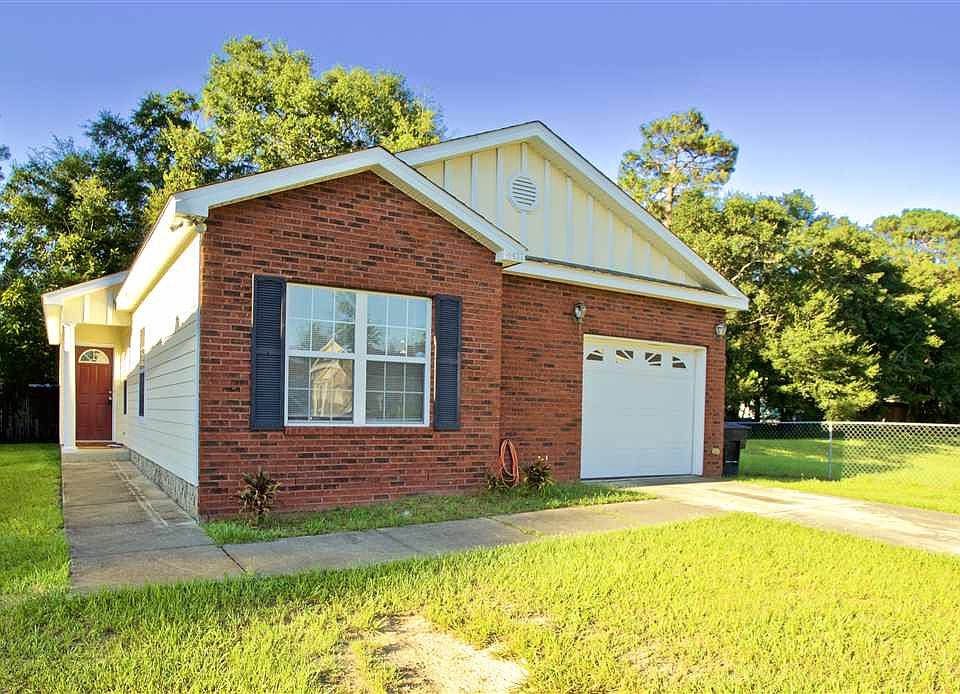 1st image of 4411 Anastasia Ct