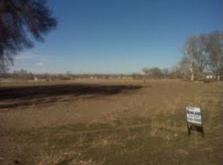 25509 County Farm Rd, Pueblo, CO 81006