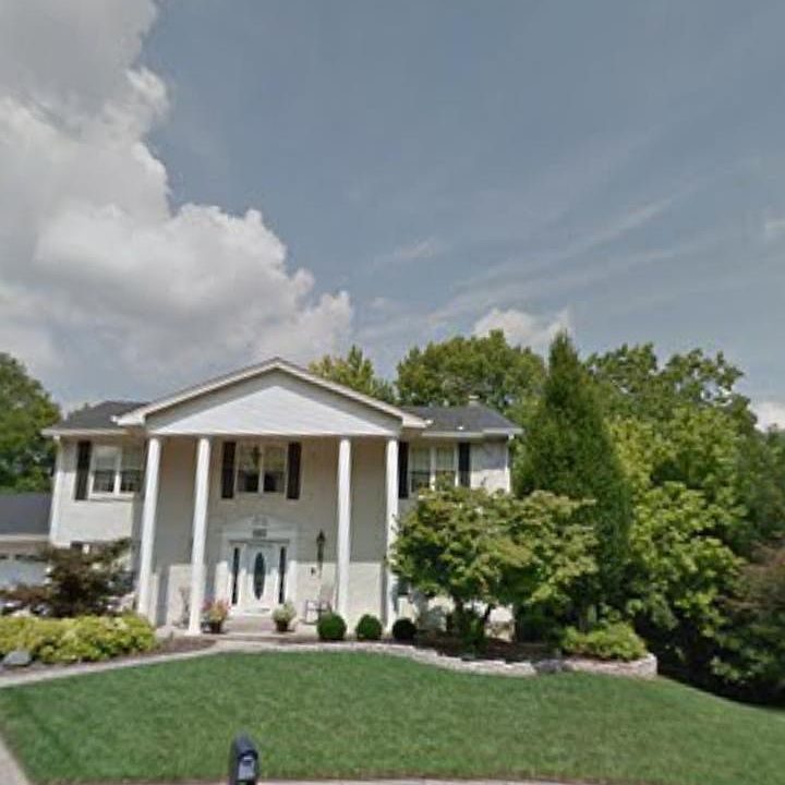 1st image of 5771 Lindenwood Ln