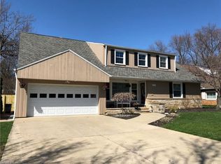 23931 Wimbledon Rd, Shaker Heights, OH 44122