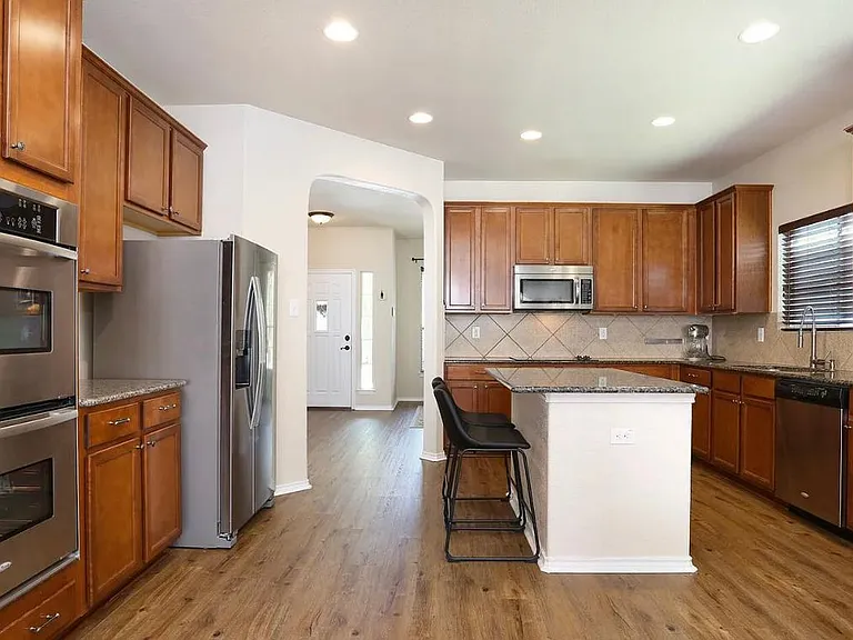 25226 Hideout Fls — Photo 19