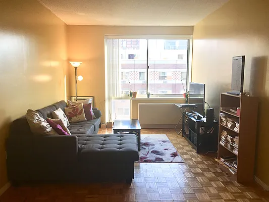 Rented by Frank Alger Real Estate Group | media 12