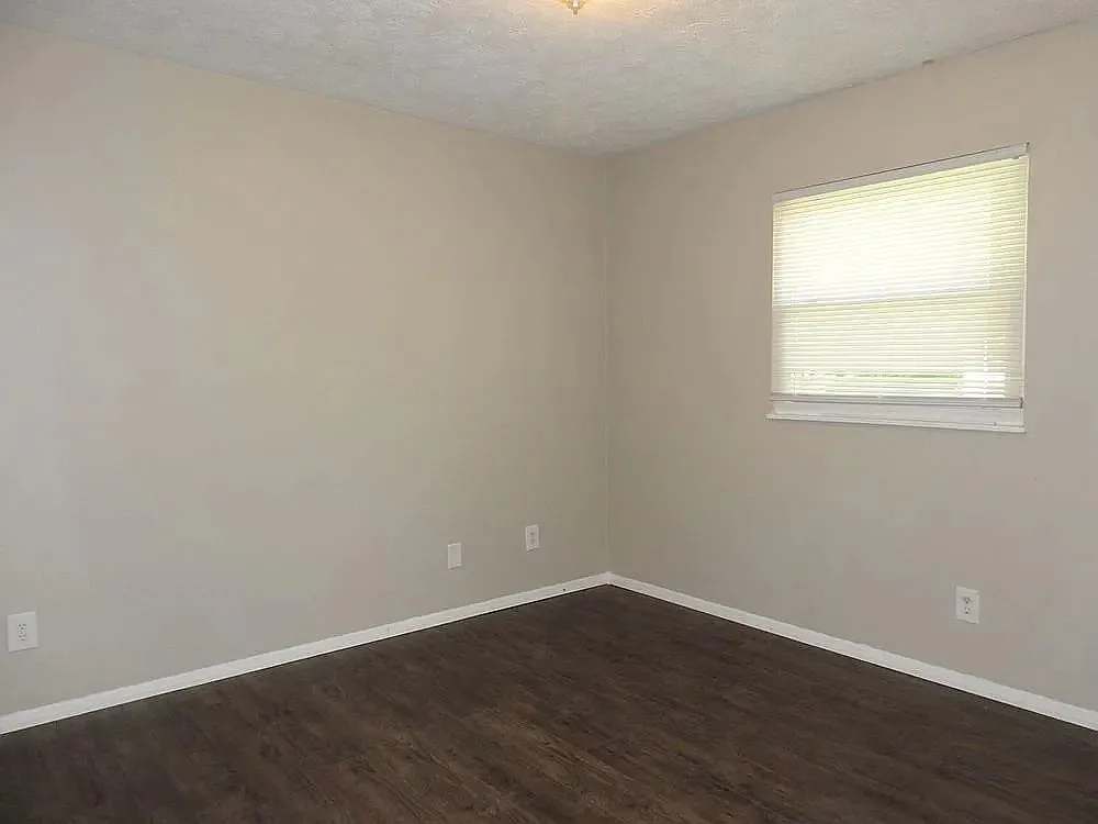 Building Photo - 5337 Logwood Ave