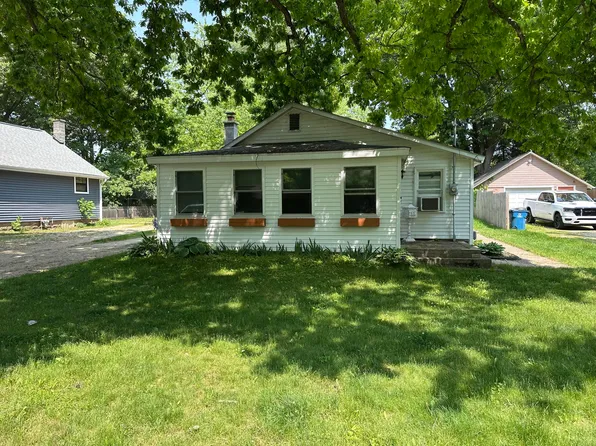 217 Bridge Rd, Allegan, MI 49010