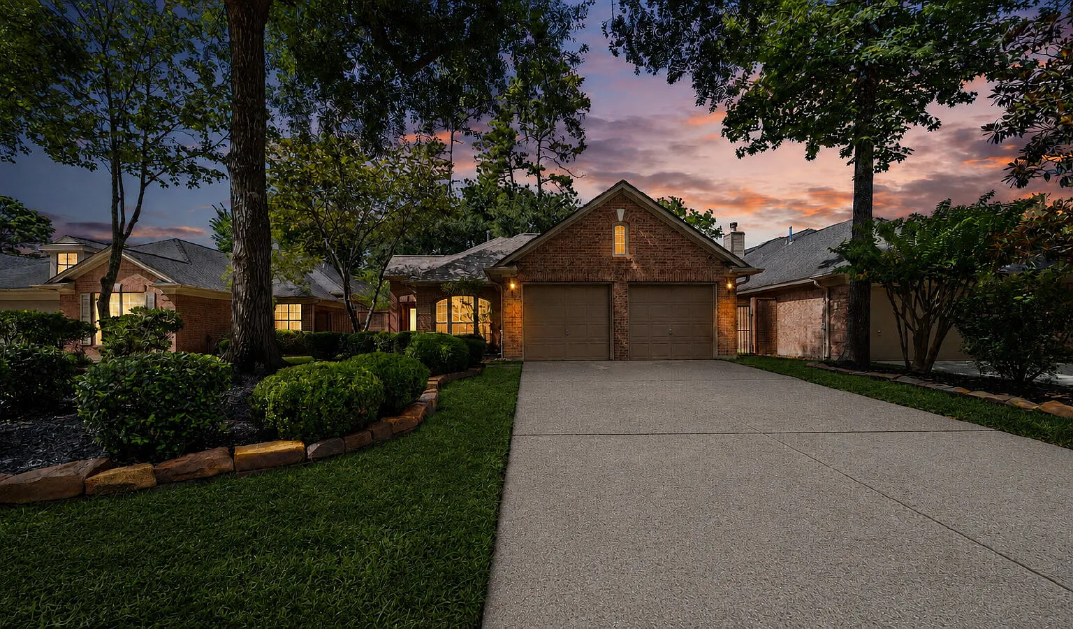 3 bed, 2.0 bath, 1978 sqft, $2,795 — Photo 2