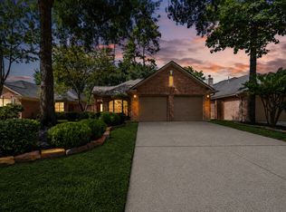 58 W Sienna Pl, Spring, TX 77382