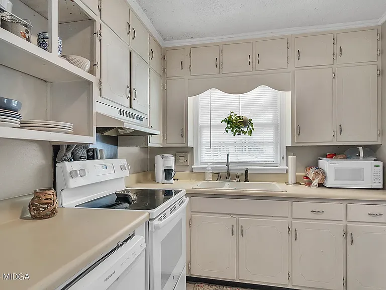 210 Oak Haven Ave — Photo 12