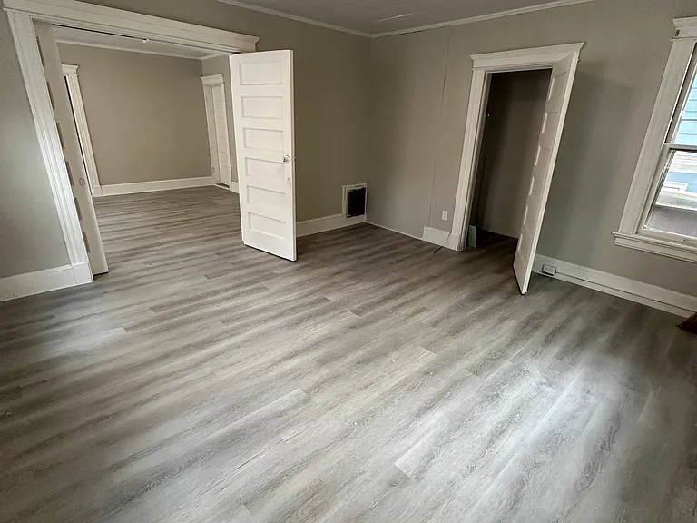191 Buckingham St #2 — Photo 24