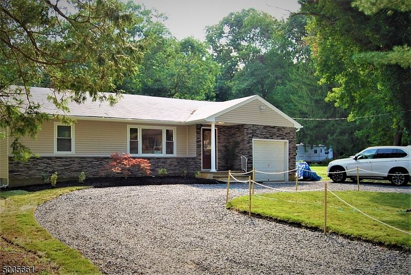 567 Union Hill Rd, Englishtown, NJ 07726 Zillow