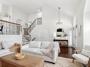 101 NE Misty Meadow Ln, Lees Summit, MO 64064