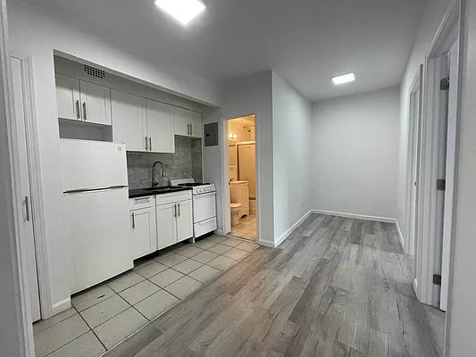 Rented by Voro, LLC | media 1