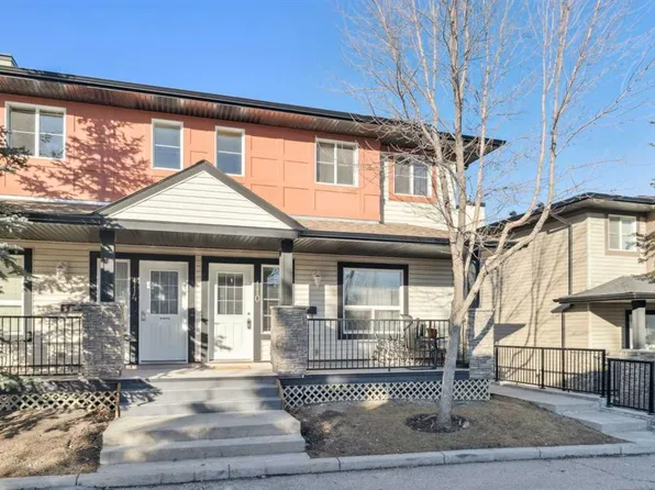 110 S Eversyde Cmn SW, Calgary, AB T2Y 4Z6