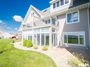 310 Harbor Pointe Dr, East Peoria, IL
