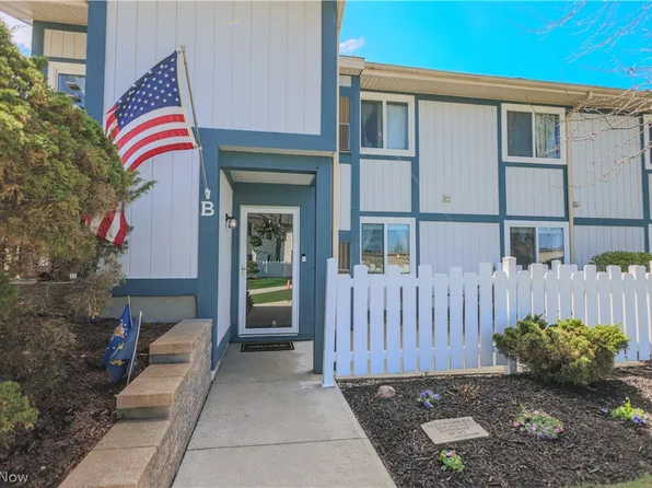 9040 Portage Pointe Dr APT B, Streetsboro, OH 44241