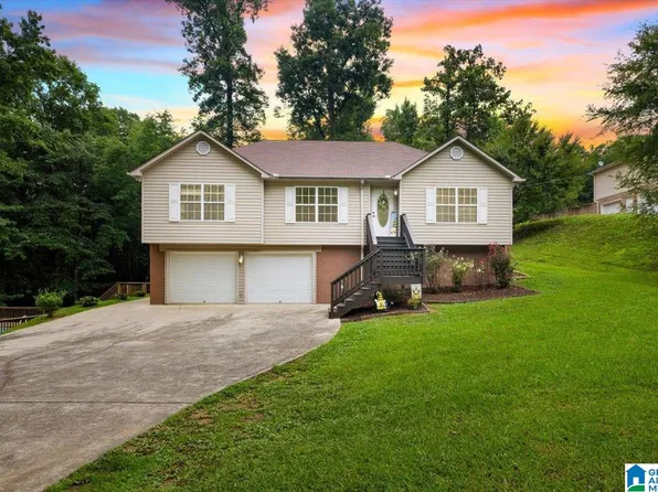 1095 Deans Ferry Rd, Hayden, AL 35079