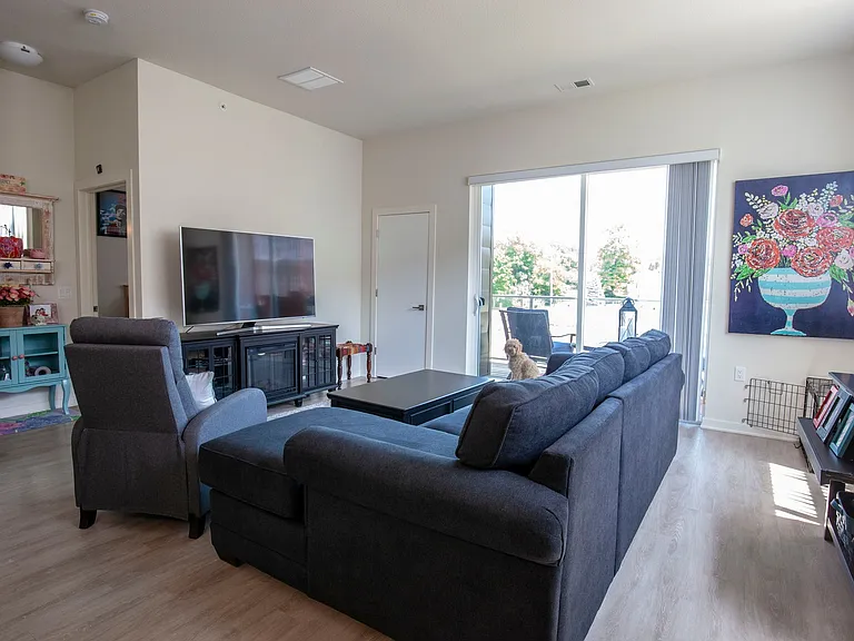 Greenbelt Apartments — Photo 58