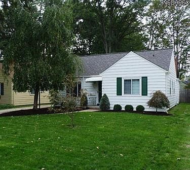 1st image of 3862 W 226th St