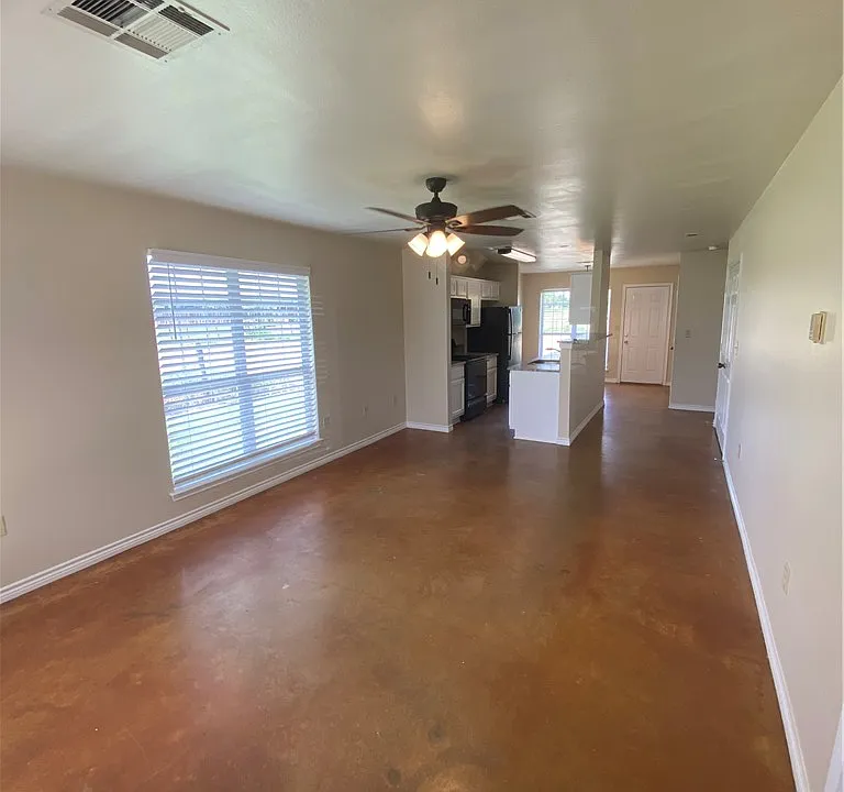 1255 Flying Ace Cir