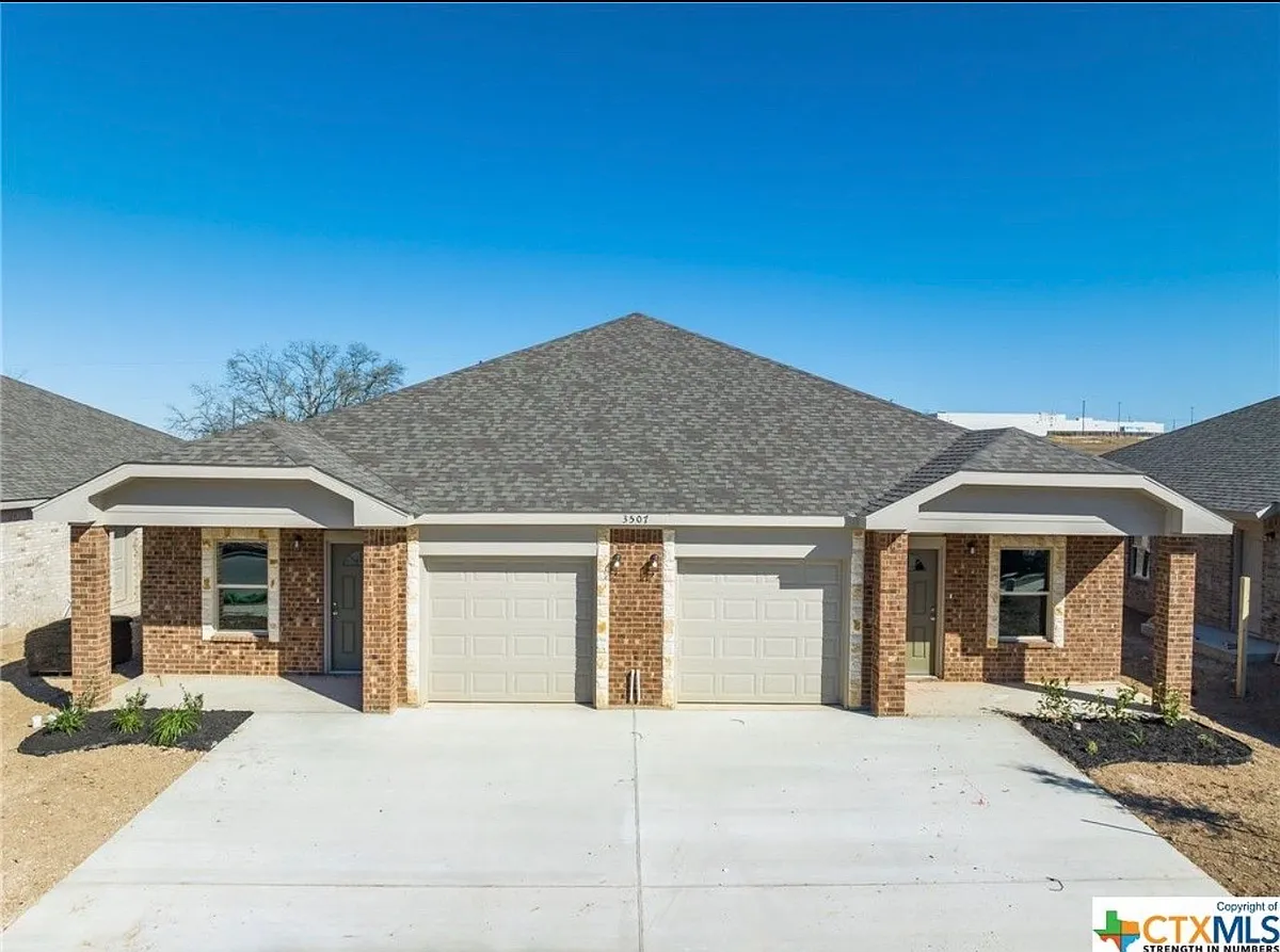 Building Photo - 3507 Abraham Dr #B