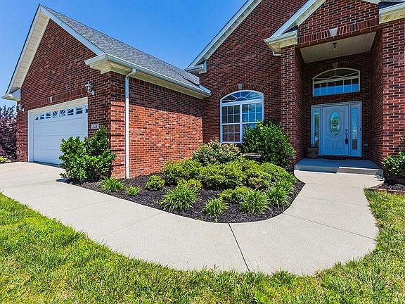 3rd image of 324 Sweet Grass Way