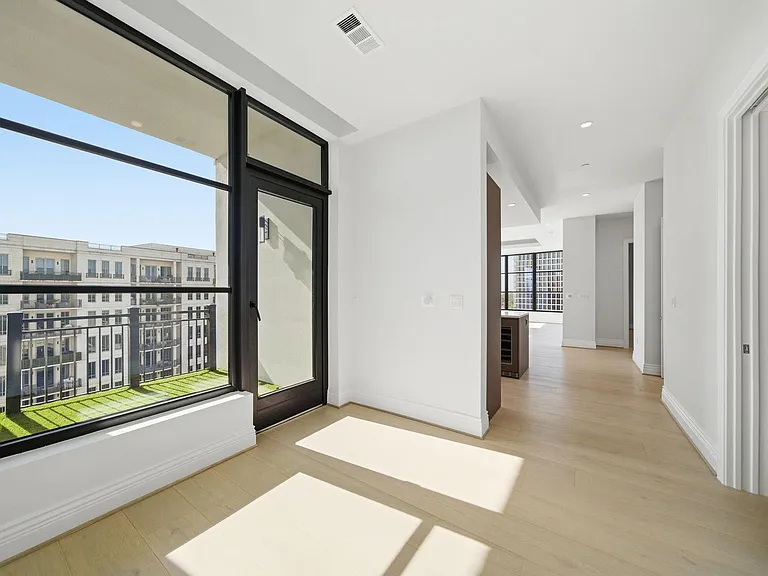 2323 San Felipe St #803 — Photo 5