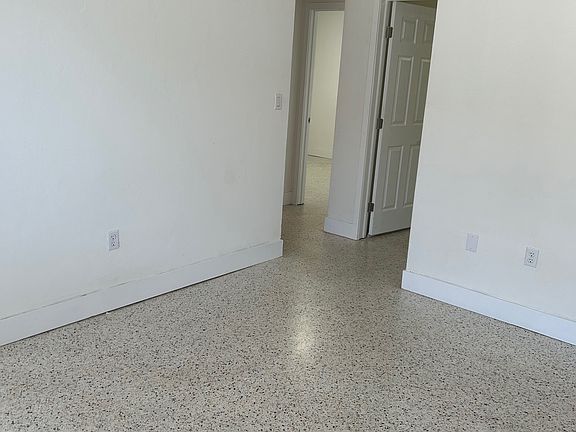 Living room facing Bedrooms
