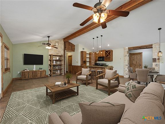 5th image of 340 Rio Oak