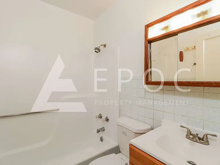 919 Bellvue St — Photo 13