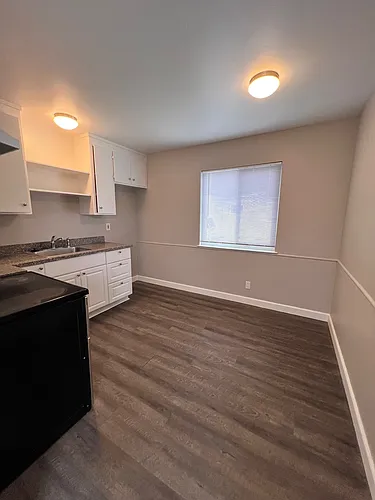 826 Farm Dr #2 Photo 1
