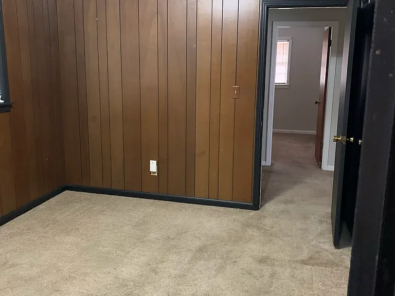 632 Church St NW — Photo 19