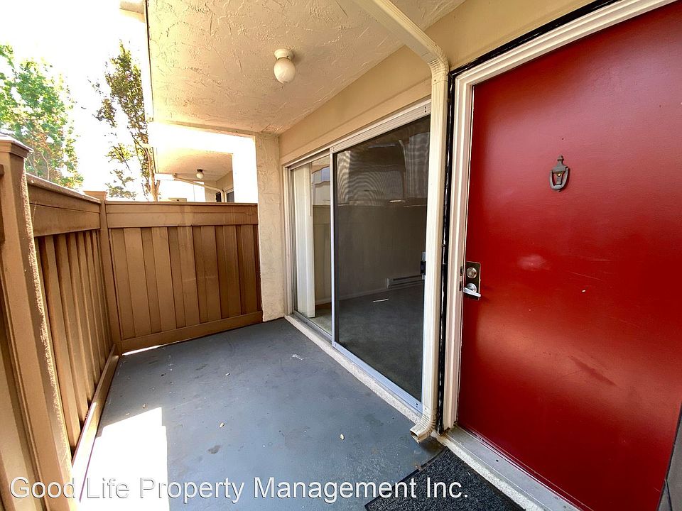 1st image of 3549 Castle Glen Dr Unit 110
