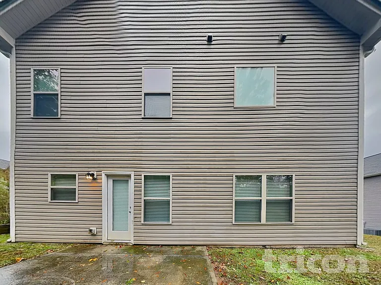 307 Arbor Cir — Photo 15