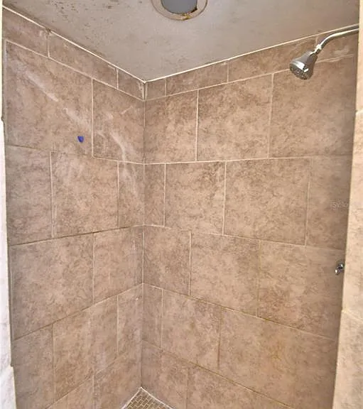 11701 Minto Ct — Photo 33