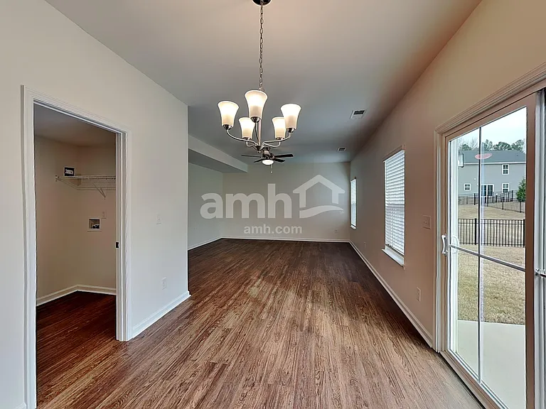 648 Hamilton Park Dr — Photo 5