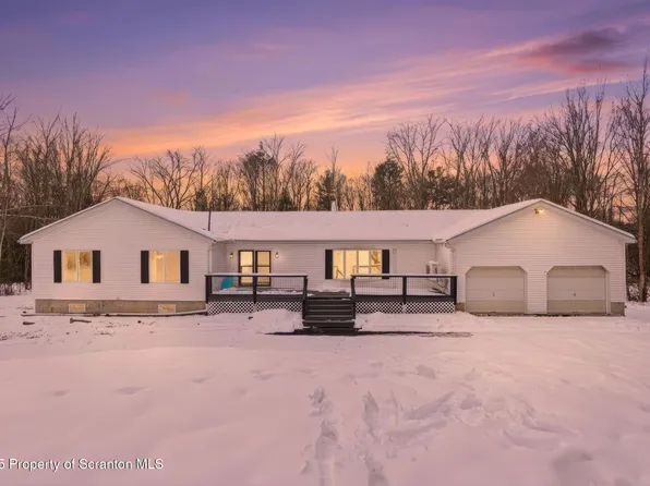 261 Air Park Rd, Honesdale, PA 18431