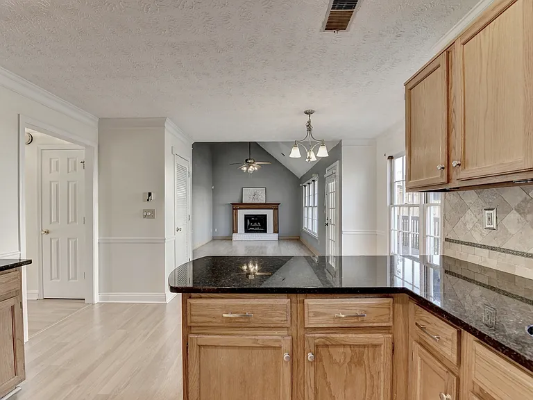 3945 Genoa Ct — Photo 19