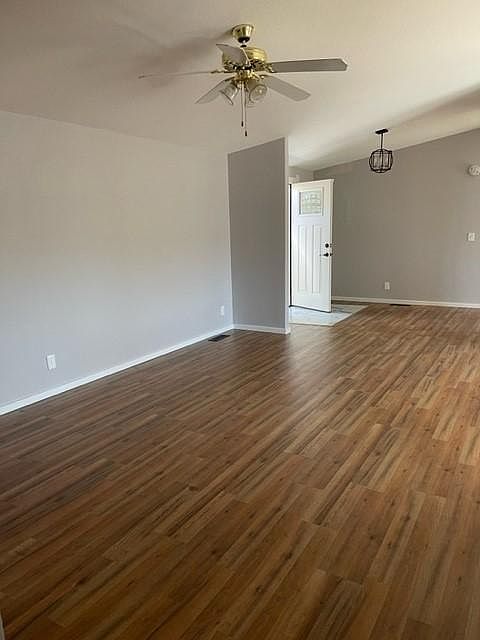 Entry with large great room