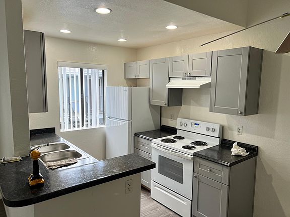 3rd image of 4355 McClintock St APT 6
