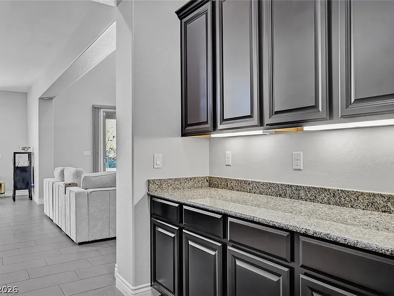 11 Grand Masters Dr — Photo 37